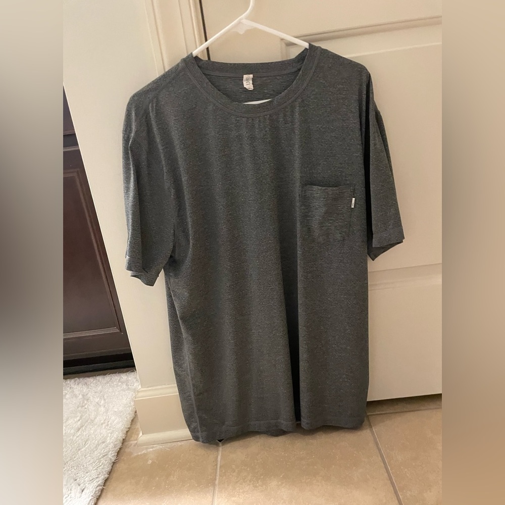 grey athletic top